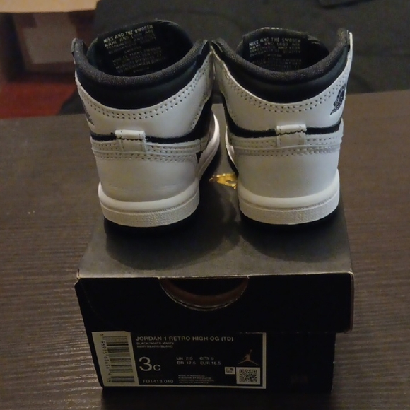 Jordan 1 Retro High OG (TD) Black and White Kids' Sneakers 3c NWBOX - Picture 5 of 10